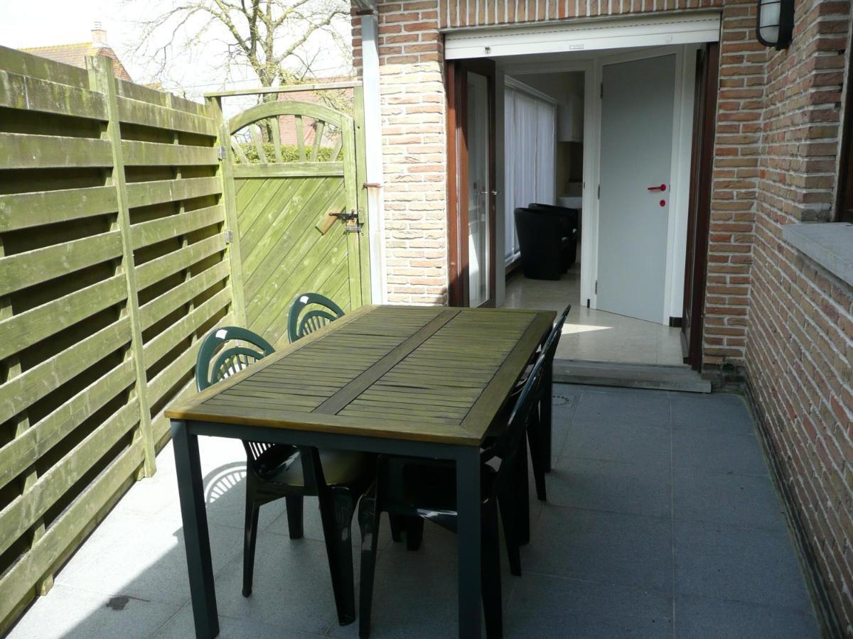 Bed and Breakfast De Windroos Pollinkhove Exterior foto